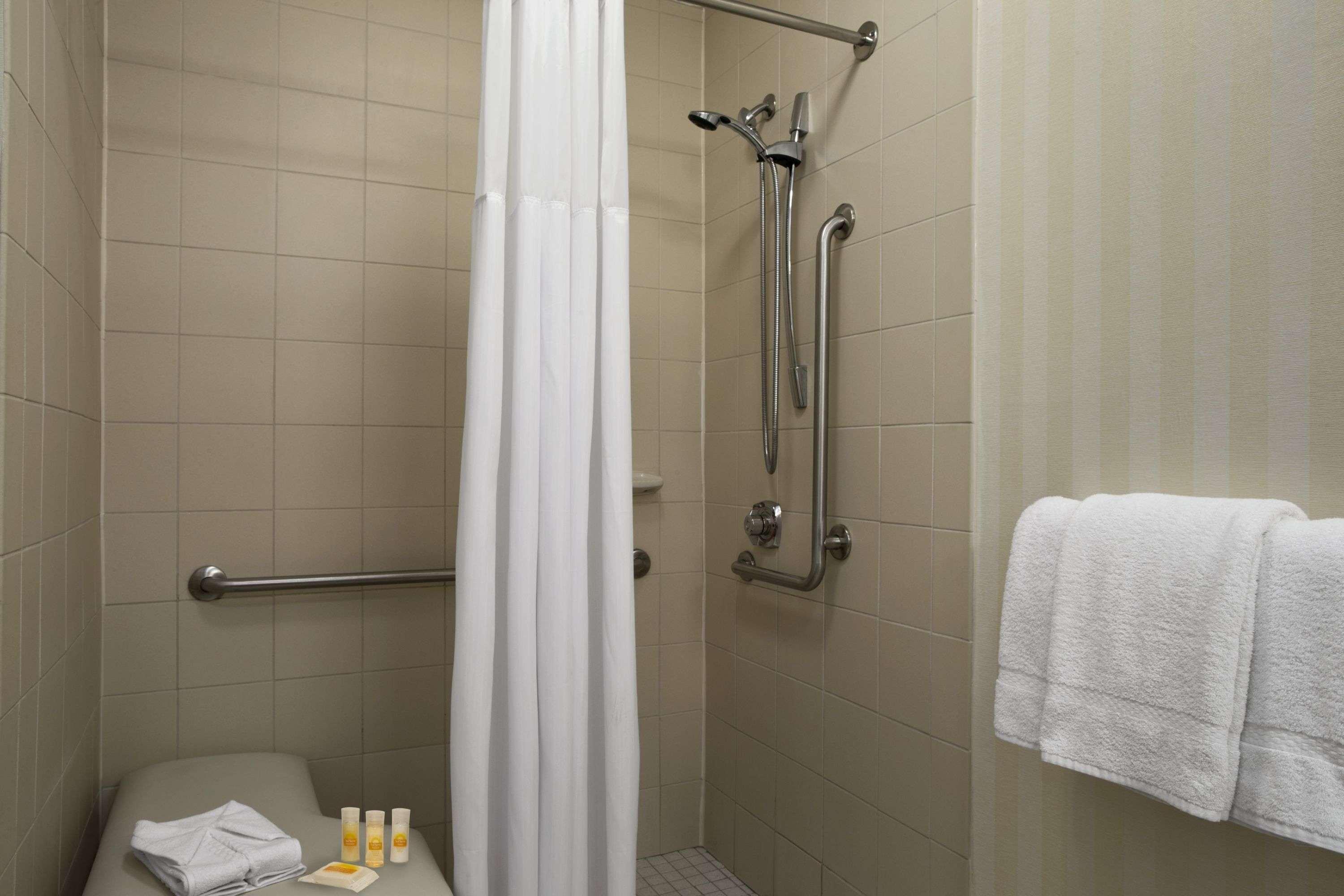 Days Inn By Wyndham Chattanooga/Hamilton Place Экстерьер фото
