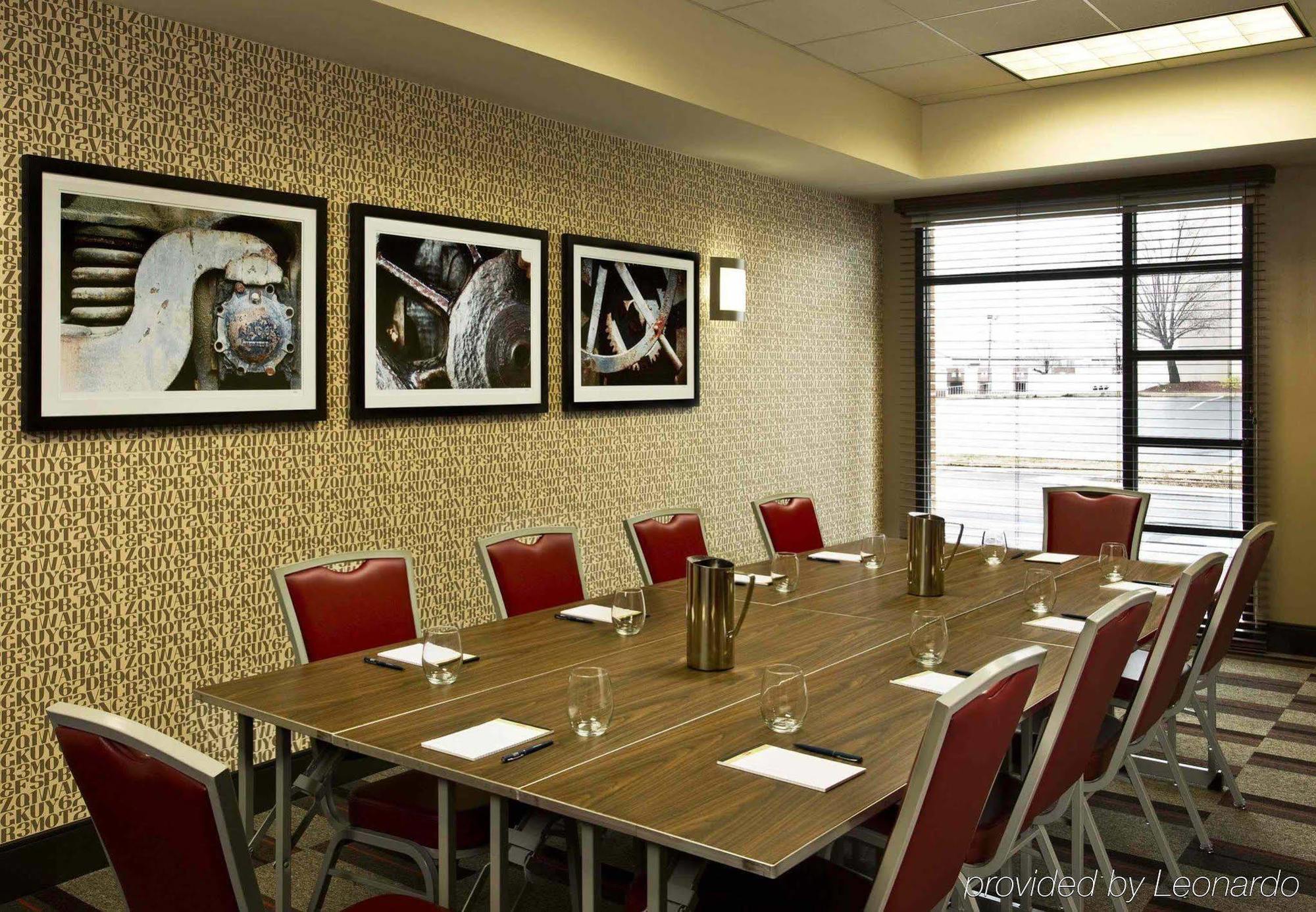 Days Inn By Wyndham Chattanooga/Hamilton Place Экстерьер фото
