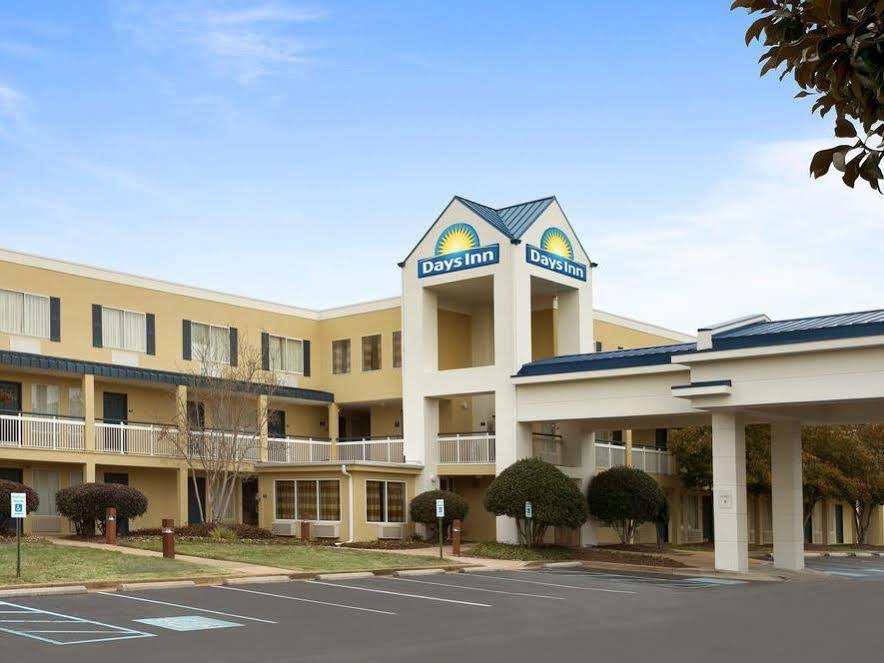 Days Inn By Wyndham Chattanooga/Hamilton Place Экстерьер фото